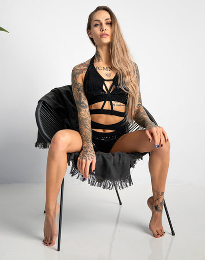 AVE SHORTS WITH A BLACK SEQUIN DIAMOND