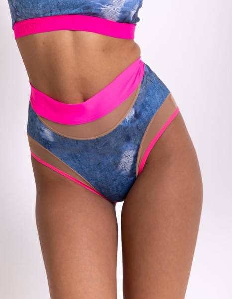 DREAM JEANS SHORTS WITH NEON-PINK FINISH