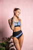 WAVE SHORTS ZWART MET EEN DENIM PATCH