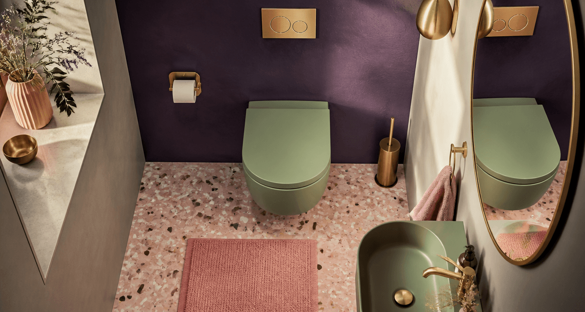 toilette coloré vert sauge mur violet terrazzo