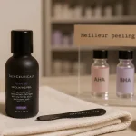 Meilleur peeling visage pharmacie : flacon AHA BHA PHA et spatule